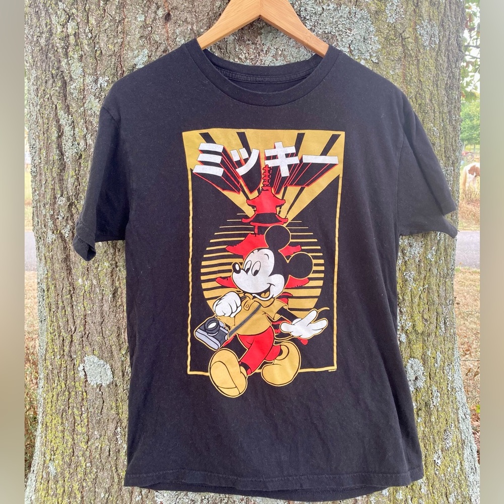Unisex DISNEY MICKEY MOUSE Size M Japanese Kanji Graphic Tee